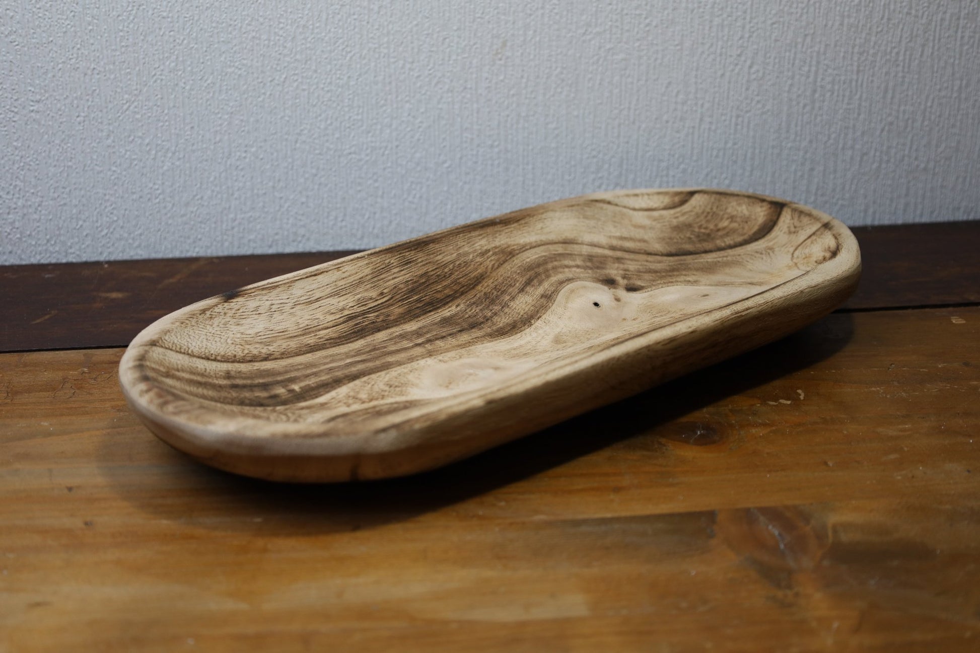 Ovale Holzschale Rustikal - Dekoratives Serviertablett im Landhausstil 40cm {{ Shabby Chic und Landhaus Deko }} {{ www.Stein-Alt.de }}