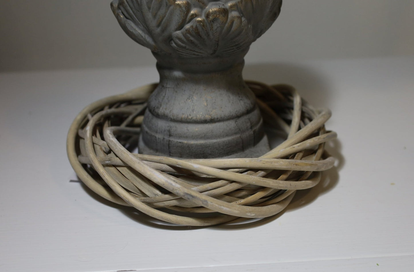 Pinienzapfen Terracotta Grau-Gold – Gartendeko Landhausstil {{ Shabby Chic und Landhaus Deko }} {{ www.Stein-Alt.de }}