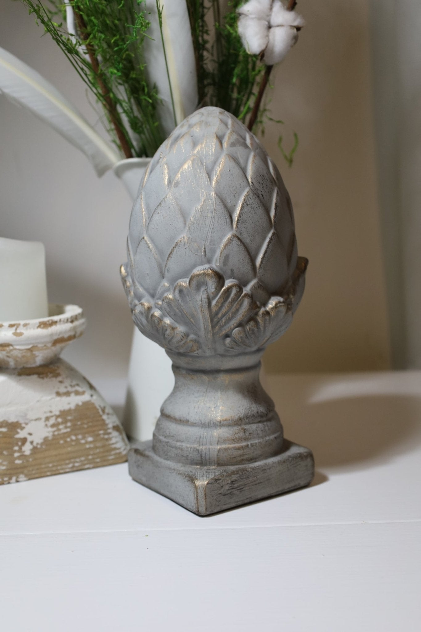 Pinienzapfen Terracotta Grau-Gold – Gartendeko Landhausstil Klein {{ Shabby Chic und Landhaus Deko }} {{ www.Stein-Alt.de }}