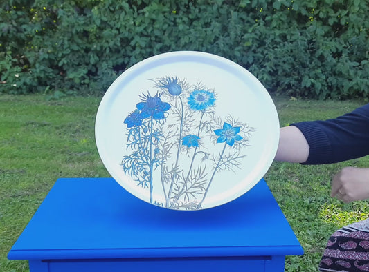 Rundes Holztablett mit Blumenmotiven - Koustrup & Co Dekotablett Blau-Weiß