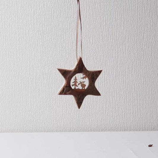 Winterliche Anhänger aus Rindenholz, Weihnachtsdeko Stern