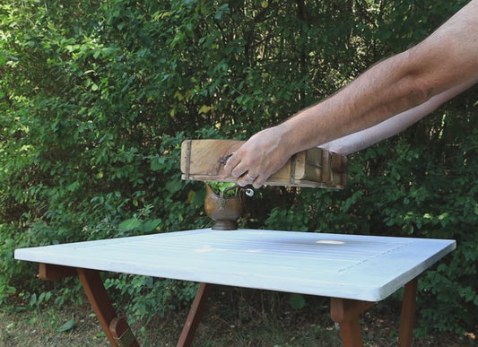 Organizer für Garten und Balkon aus alten Ziegelformen mit Griffen