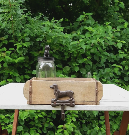 Hundegarderobe Wandhaken mit Leckerli-Glas - Vintage Ziegelform Holz