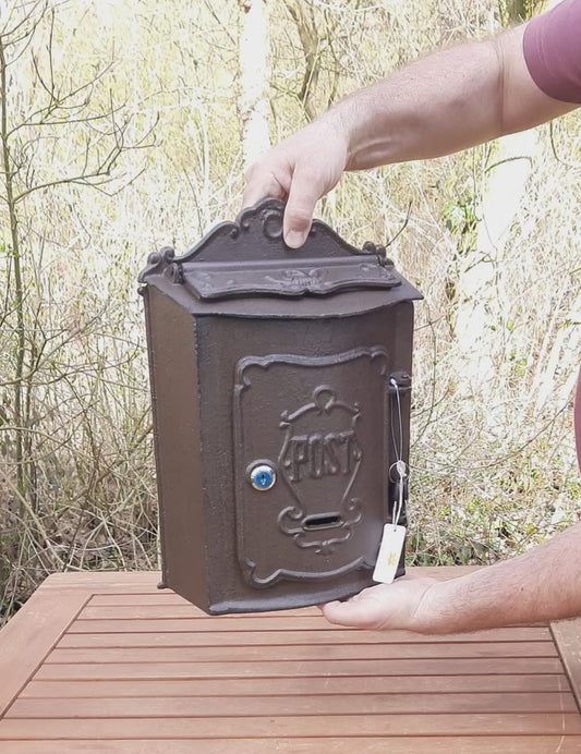 Vintage Briefkasten aus Gusseisen - Antik Braun Postkasten im Landhausstil