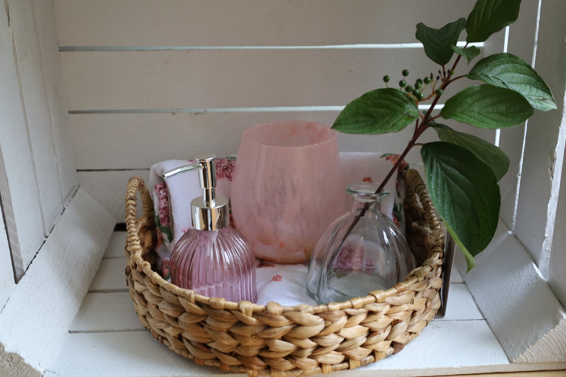 Romantisches Windlicht Rosa - Glas Teelichthalter im Landhausstil {{ Shabby Chic und Landhaus Deko }} {{ www.Stein-Alt.de }}