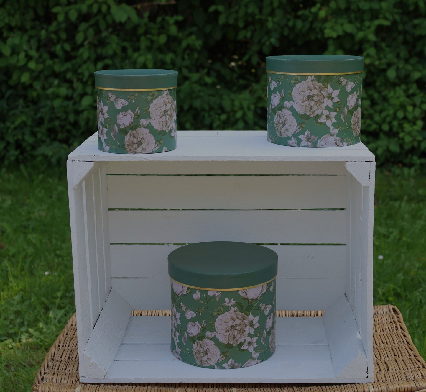 Runde Aufbewahrungsschachteln mit Blumenmuster Grün - 3er Set Pappschachteln {{ Shabby Chic und Landhaus Deko }} {{ www.Stein-Alt.de }}