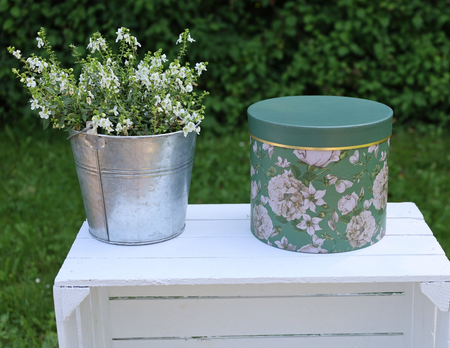 Runde Aufbewahrungsschachteln mit Blumenmuster Grün - 3er Set Pappschachteln {{ Shabby Chic und Landhaus Deko }} {{ www.Stein-Alt.de }}