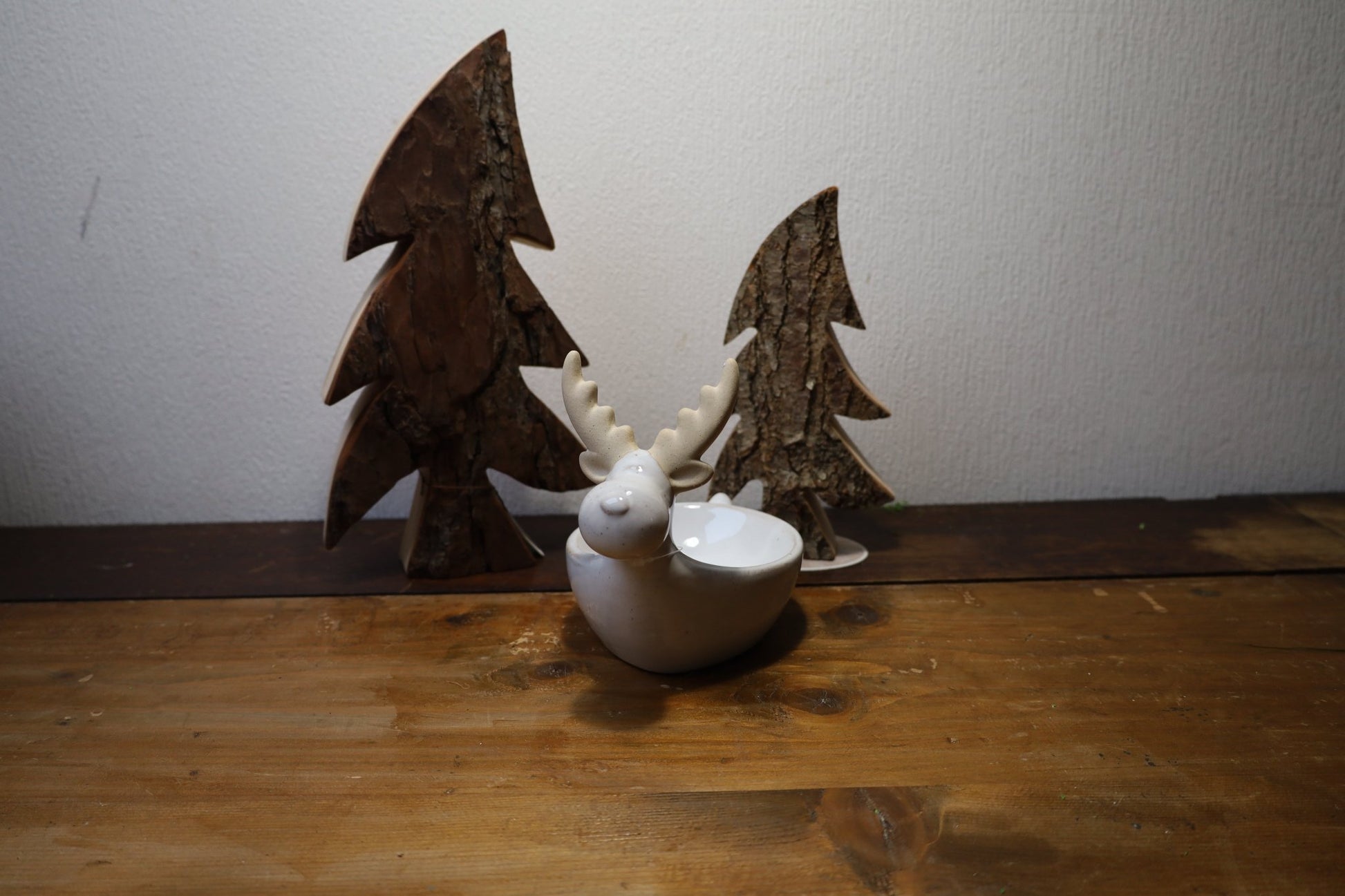 Rustikaler Tannenbaum aus Rindenholz - Handgefertigt im Landhausstil {{ Shabby Chic und Landhaus Deko }} {{ www.Stein-Alt.de }}