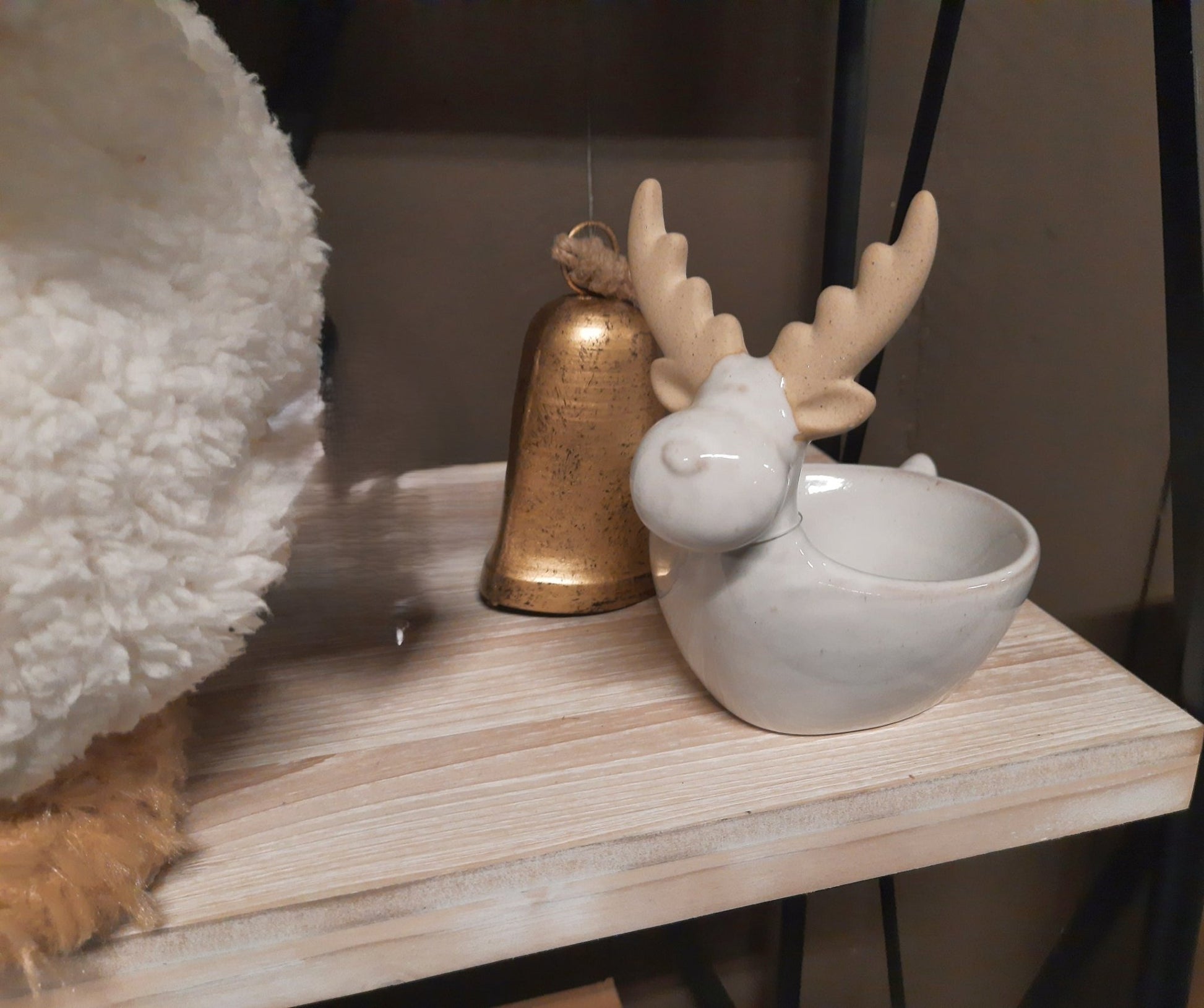 Servierschale Elch aus Porzellan - Weihnachtsdeko im Landhausstil {{ Shabby Chic und Landhaus Deko }} {{ www.Stein-Alt.de }}