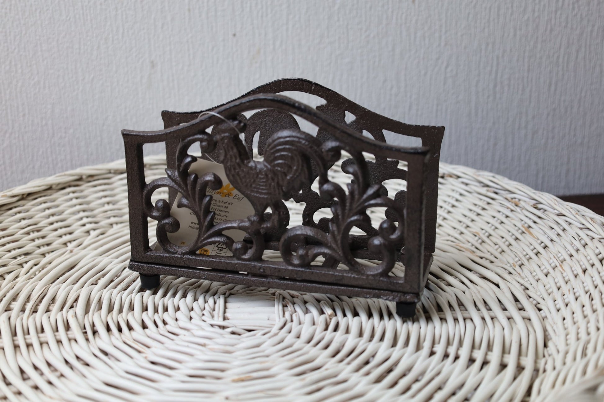Serviettenhalter Hahn Gusseisen Braun - Vintage Oster-Tischdeko Landhausstil {{ Shabby Chic und Landhaus Deko }} {{ www.Stein-Alt.de }}
