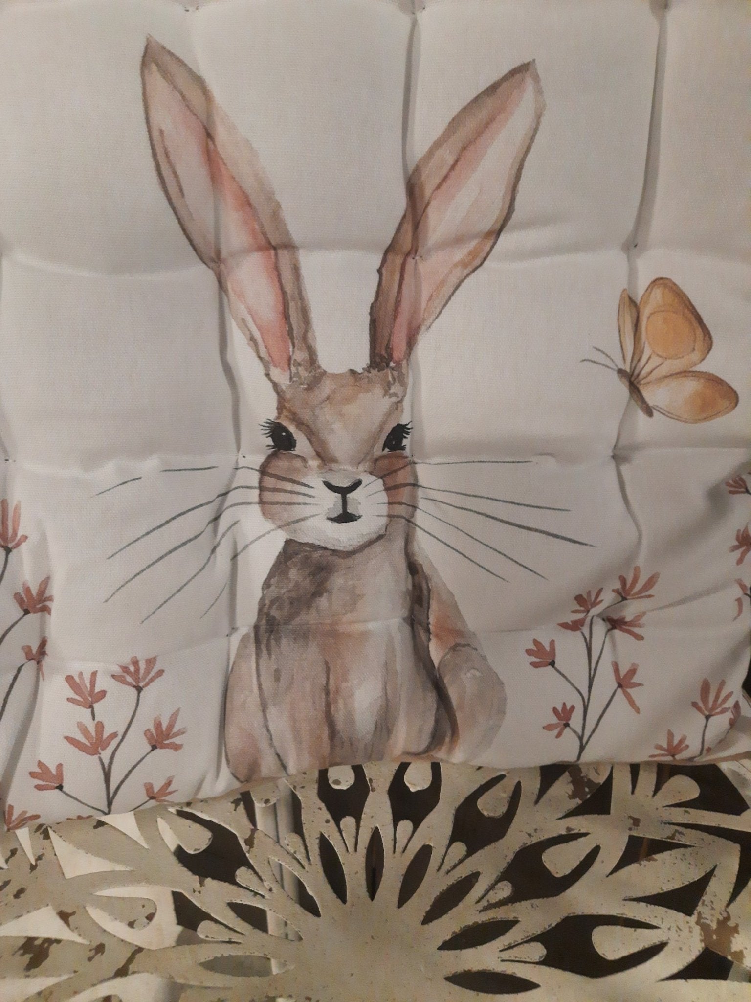 Stuhlkissen Ostern Hase Weiß-Braun - Frühling Sitzkissen Baumwolle Landhausstil Clayre & Eef {{ Shabby Chic und Landhaus Deko }} {{ www.Stein-Alt.de }}