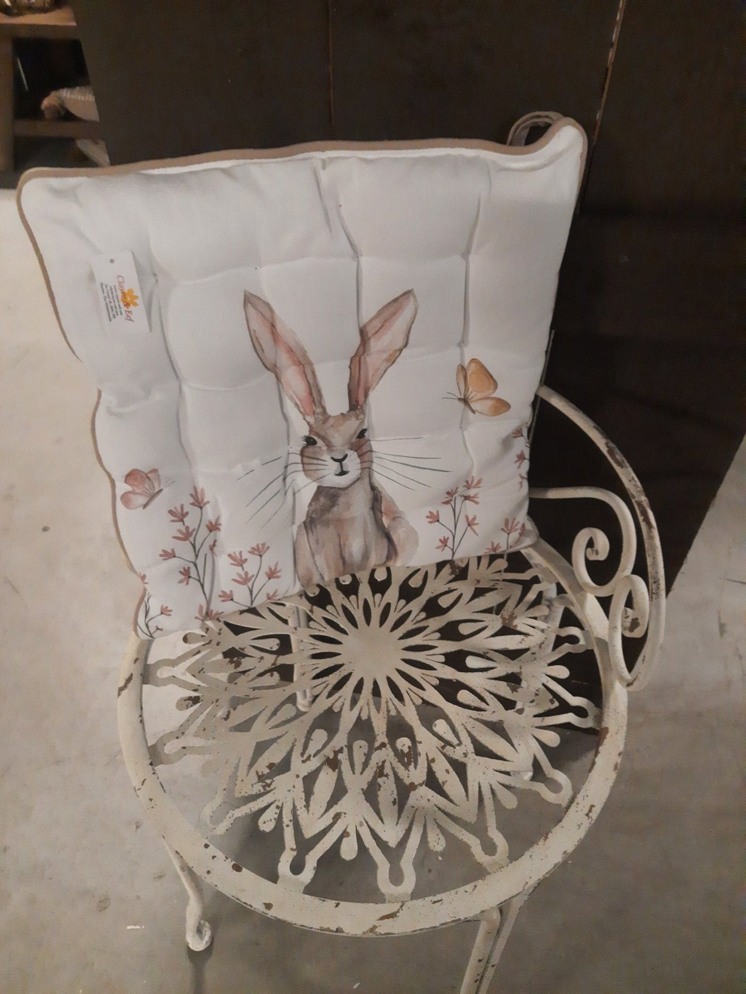 Stuhlkissen Ostern Hase Weiß-Braun - Frühling Sitzkissen Baumwolle Landhausstil Clayre & Eef {{ Shabby Chic und Landhaus Deko }} {{ www.Stein-Alt.de }}