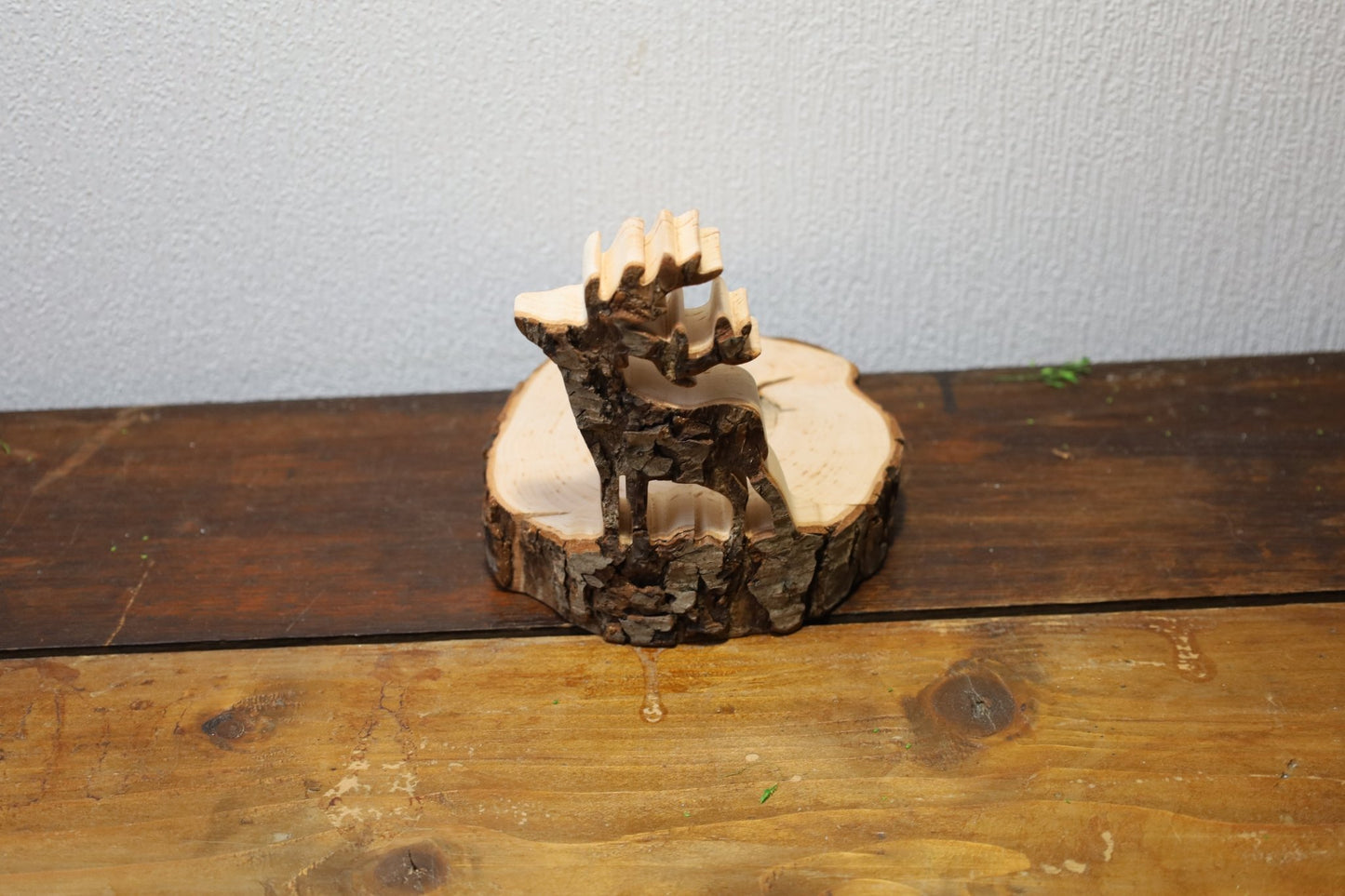 Teelichthalter Baumstamm mit Hirsch - Rustikale Weihnachtsdeko Holz {{ Shabby Chic und Landhaus Deko }} {{ www.Stein-Alt.de }}