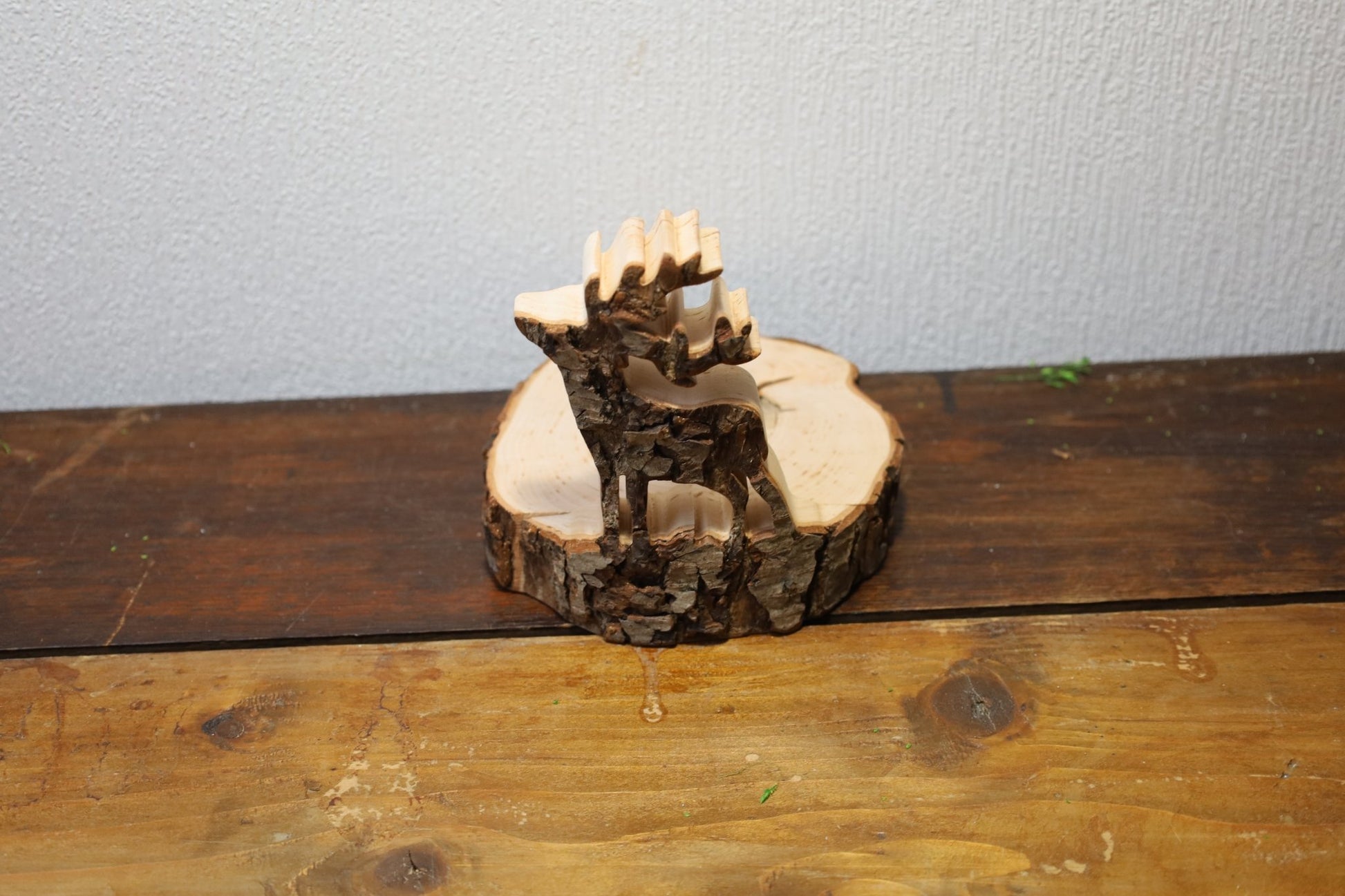 Teelichthalter Baumstamm mit Hirsch - Rustikale Weihnachtsdeko Holz {{ Shabby Chic und Landhaus Deko }} {{ www.Stein-Alt.de }}