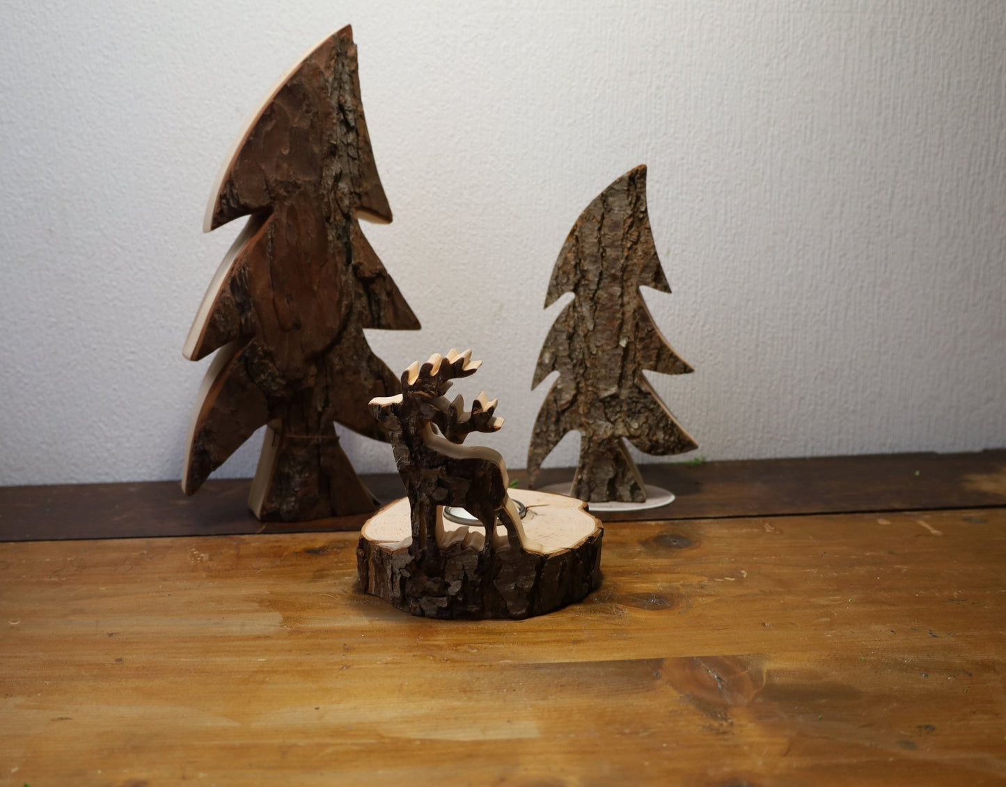 Teelichthalter Baumstamm mit Hirsch - Rustikale Weihnachtsdeko Holz {{ Shabby Chic und Landhaus Deko }} {{ www.Stein-Alt.de }}