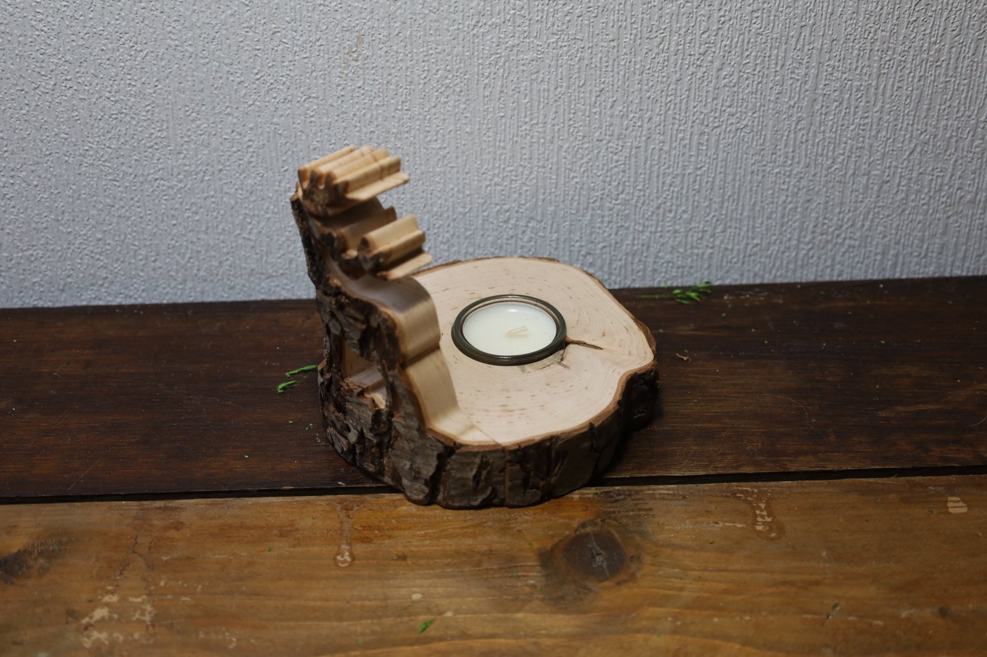 Teelichthalter Baumstamm mit Hirsch - Rustikale Weihnachtsdeko Holz {{ Shabby Chic und Landhaus Deko }} {{ www.Stein-Alt.de }}