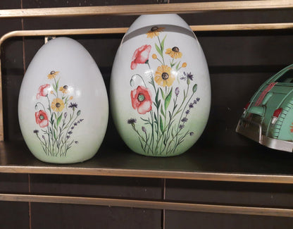 Figur Terrakotta Ei mit Blumenmotiv – Frühlingsdeko Landhausstil Ostern Shabby Chic und Landhaus Deko bei www.Stein-Alt.de