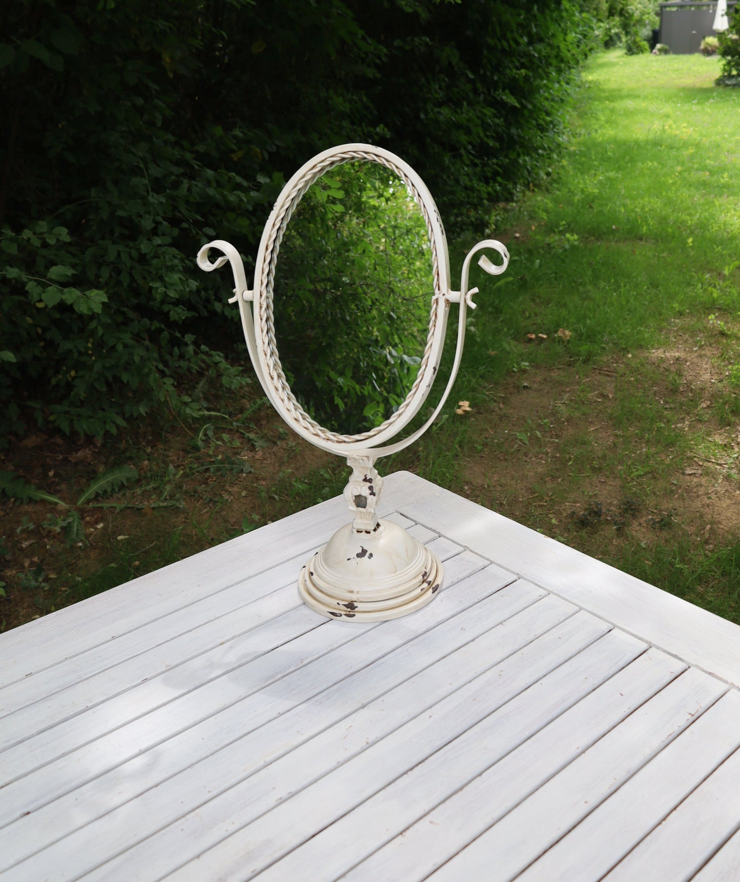 Tischspiegel Brocante-Stil – Schminkspiegel aus Metall in Creme | Clayre & Eef {{ Shabby Chic und Landhaus Deko }} {{ www.Stein-Alt.de }}