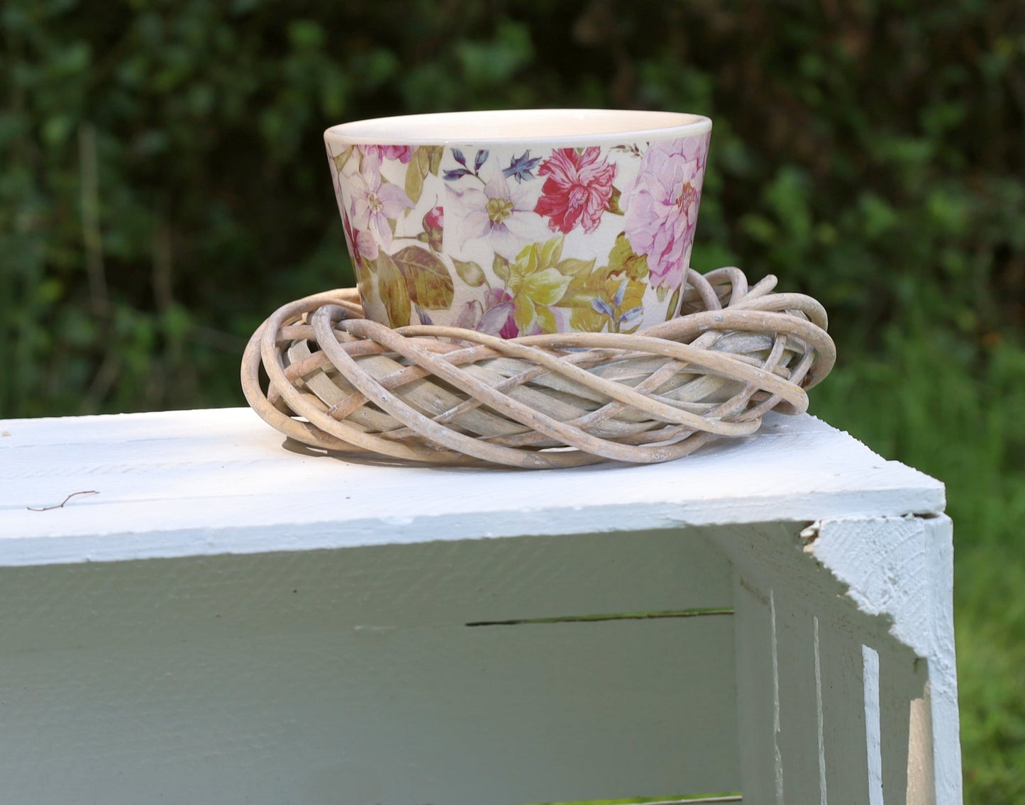 Übertopf Pfingstrose Keramik Lila-Grün - Landhausstil Blumentopf {{ Shabby Chic und Landhaus Deko }} {{ www.Stein-Alt.de }}