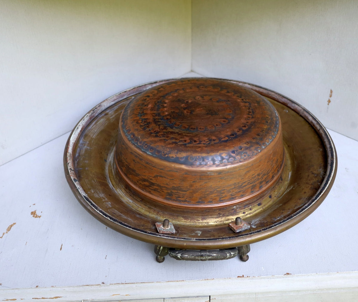 Vintage Kohlenpfanne aus Kupfer – Gartendeko im Landhausstil {{ Shabby Chic und Landhaus Deko }} {{ www.Stein-Alt.de }}