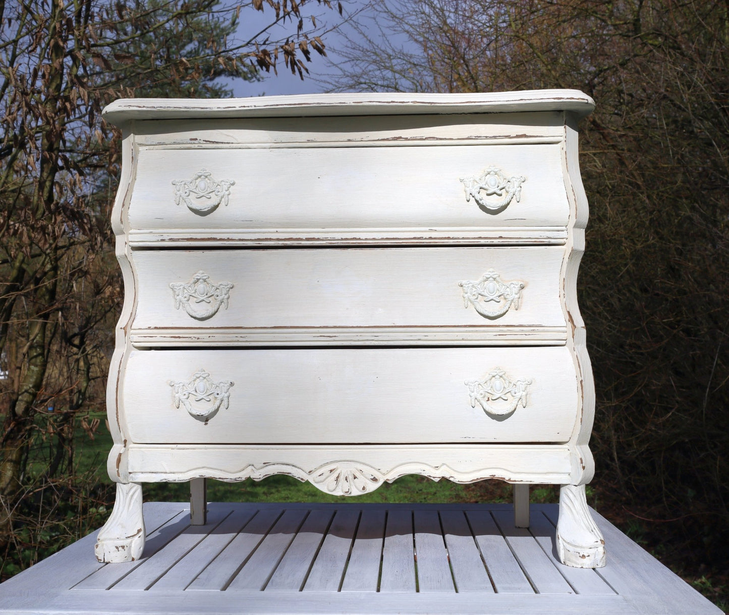 Vintage Kommode Creme Barock-Stil Shabby Chic | Massivholz Beistelltisch {{ Shabby Chic und Landhaus Deko }} {{ www.Stein-Alt.de }}