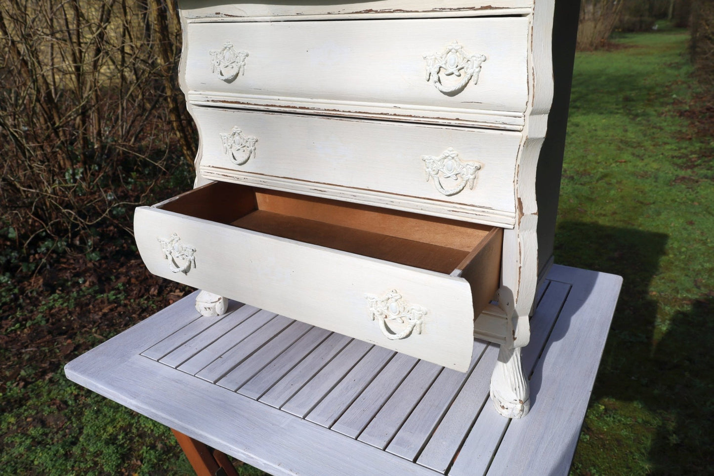 Vintage Kommode Creme Barock-Stil Shabby Chic | Massivholz Beistelltisch {{ Shabby Chic und Landhaus Deko }} {{ www.Stein-Alt.de }}