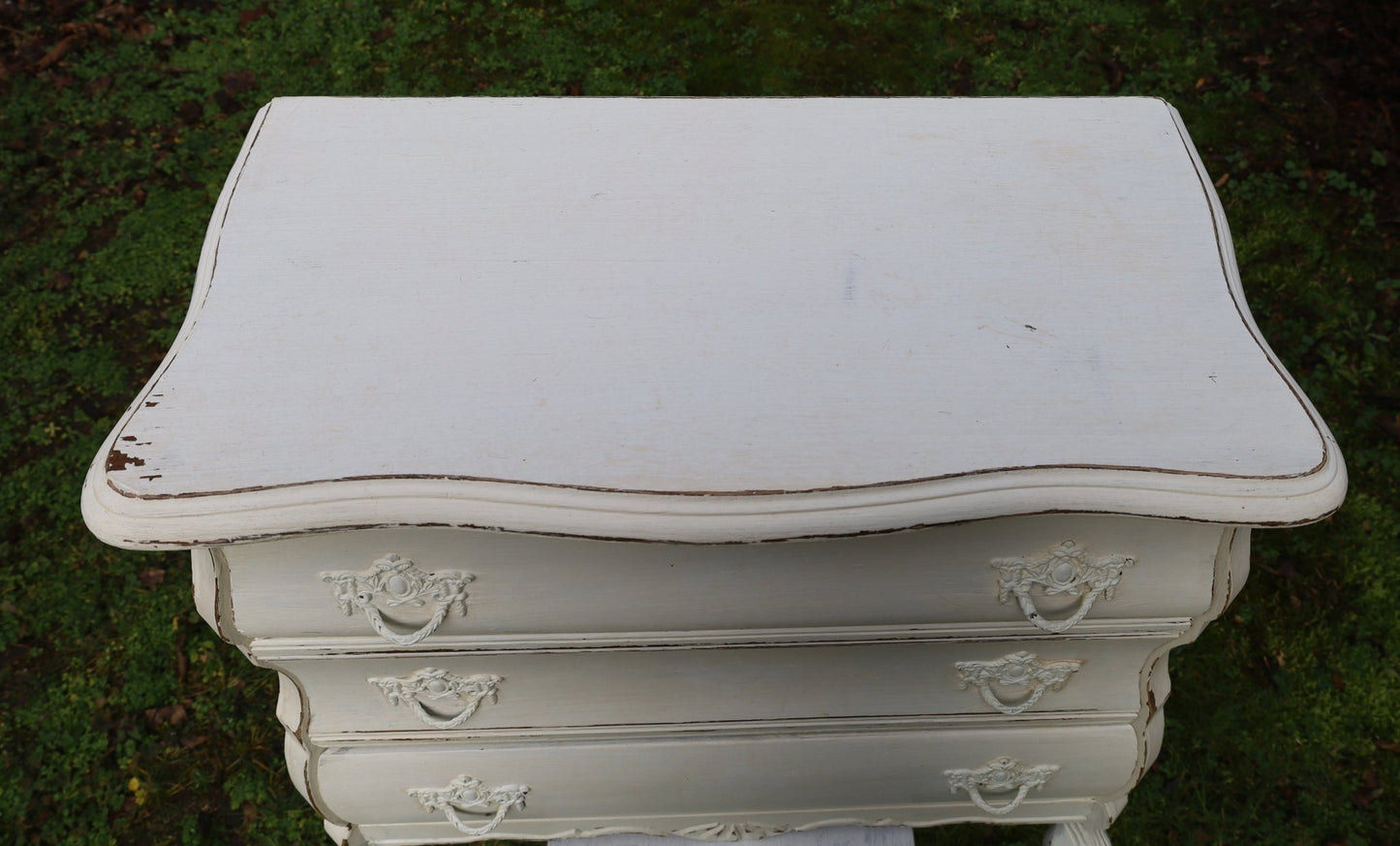 Vintage Kommode Creme Barock-Stil Shabby Chic | Massivholz Beistelltisch {{ Shabby Chic und Landhaus Deko }} {{ www.Stein-Alt.de }}