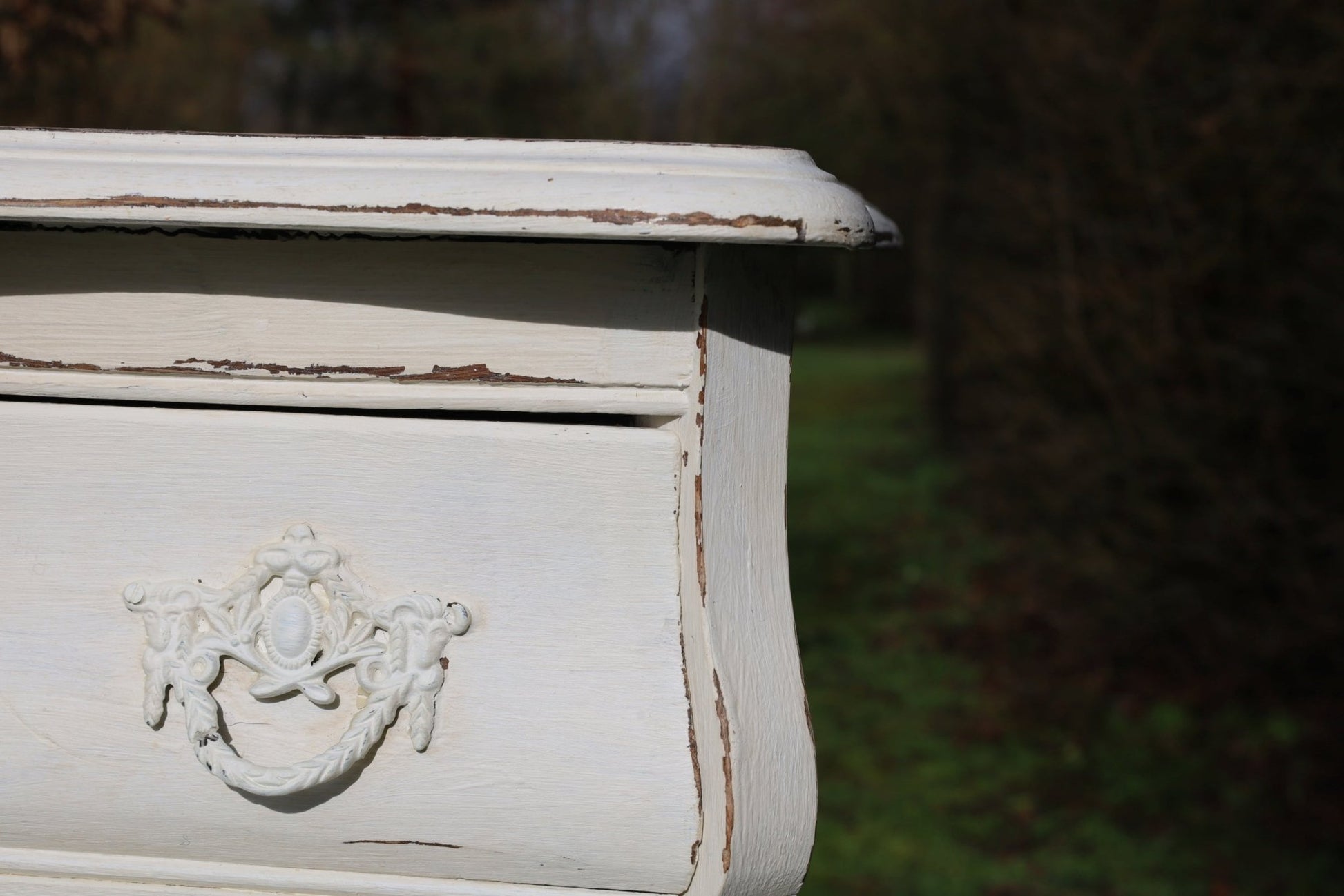 Vintage Kommode Creme Barock-Stil Shabby Chic | Massivholz Beistelltisch {{ Shabby Chic und Landhaus Deko }} {{ www.Stein-Alt.de }}