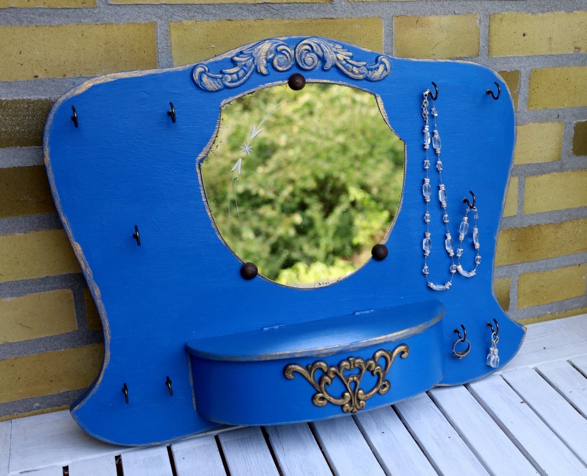 Vintage Schmuckhalterung / Schmuckständer mit Spiegel für die Wand {{ Shabby Chic und Landhaus Deko }} {{ www.Stein-Alt.de }}