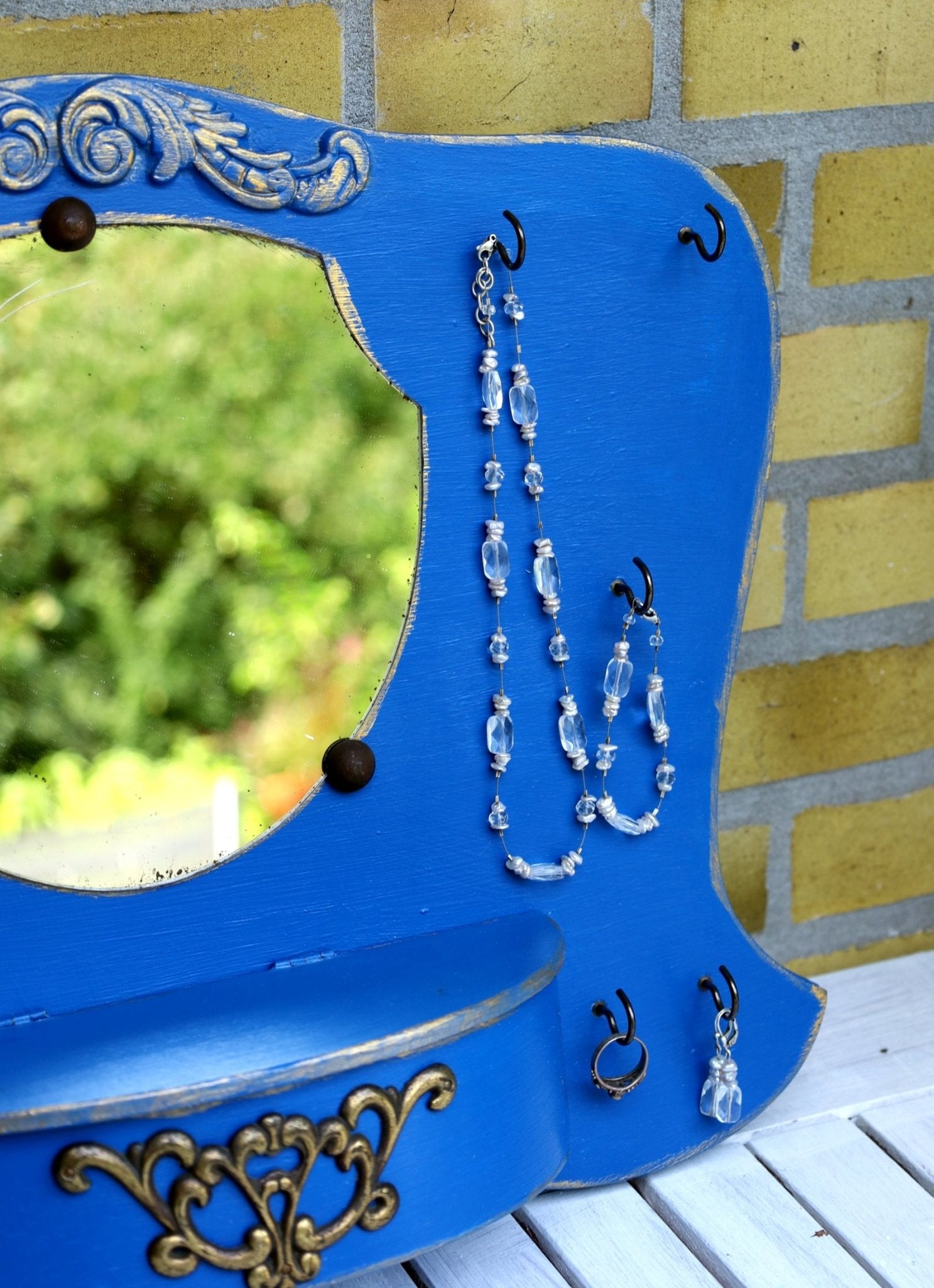 Vintage Schmuckhalterung / Schmuckständer mit Spiegel für die Wand {{ Shabby Chic und Landhaus Deko }} {{ www.Stein-Alt.de }}