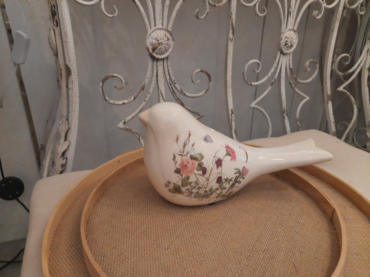 Vogel Frühlingsdeko Keramik Beige Blumenwiese Landhausstil - Clayre & Eef {{ Shabby Chic und Landhaus Deko }} {{ www.Stein-Alt.de }}