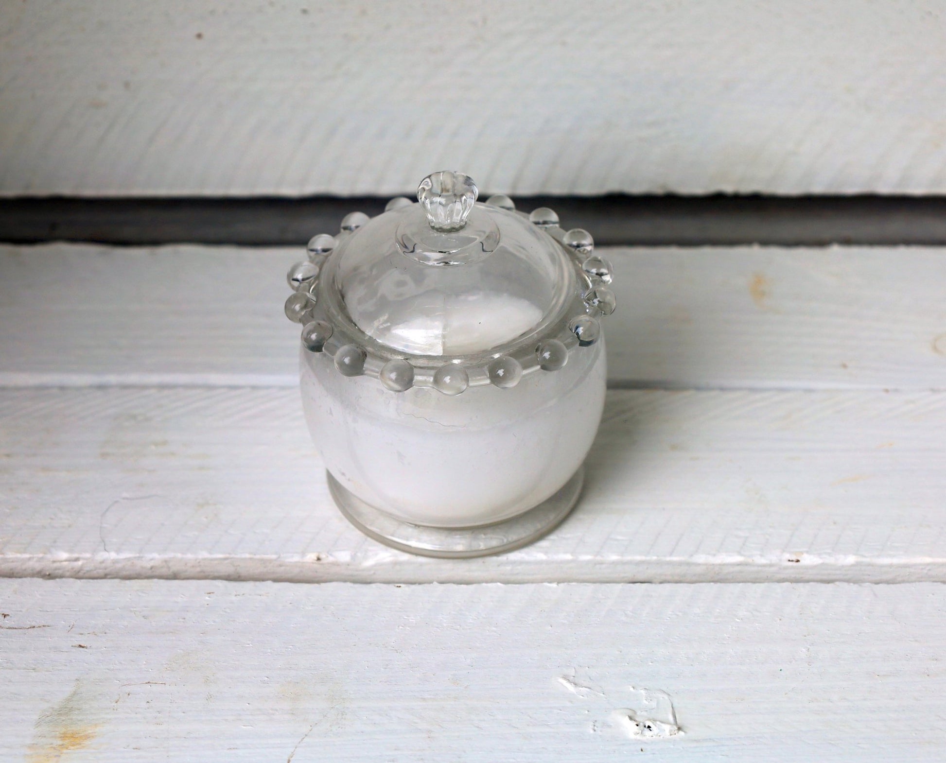 Vorratsglas mit Deckel Ø 8x10 cm - Glas Aufbewahrungsdose im Landhausstil {{ Shabby Chic und Landhaus Deko }} {{ www.Stein-Alt.de }}