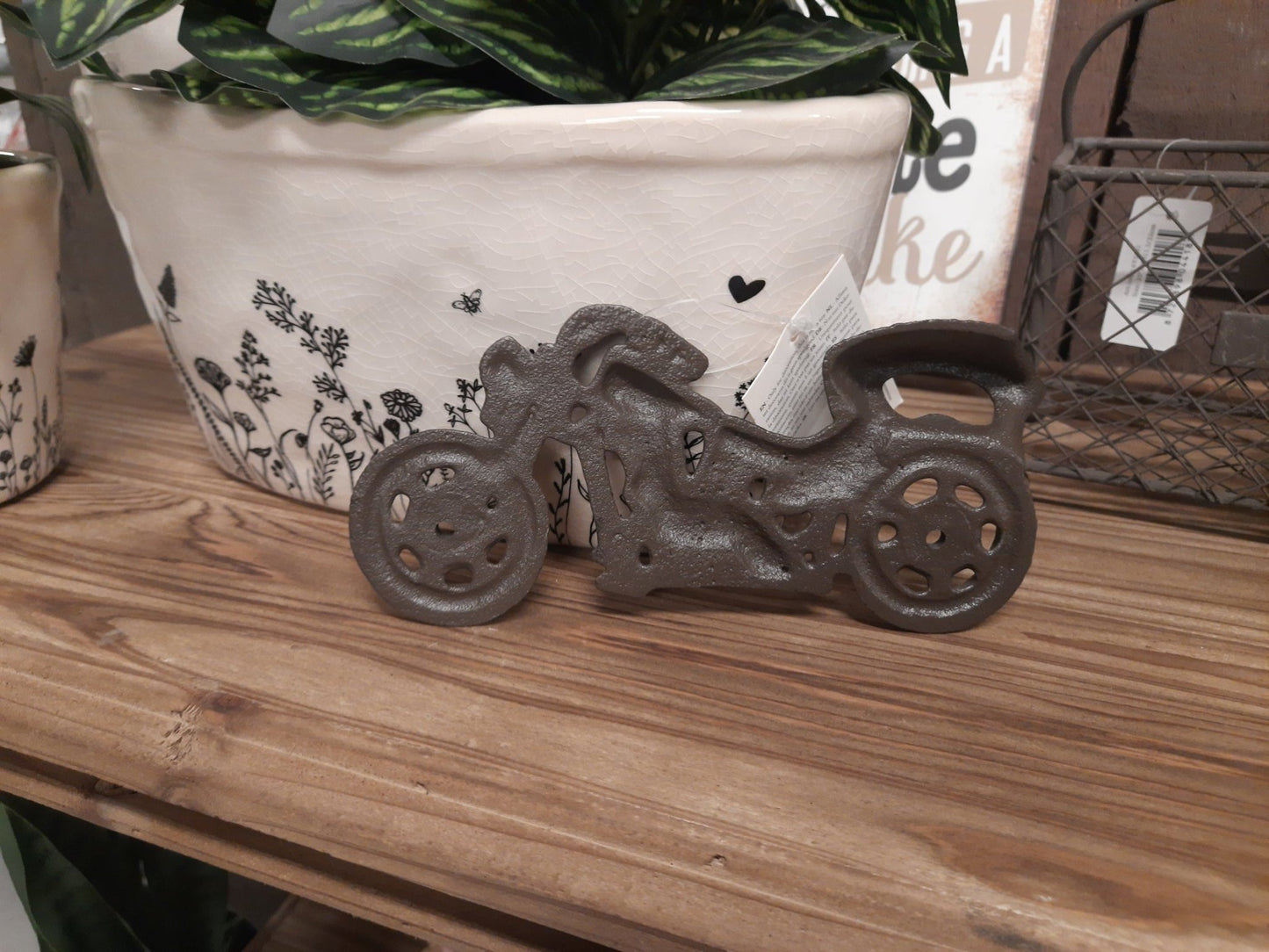 Wandflaschenöffner Motorrad Gusseisen – Vintage Biker Deko 19cm {{ Shabby Chic und Landhaus Deko }} {{ www.Stein-Alt.de }}