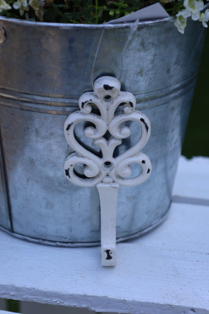 Wand-, Türgarderoben & Haken Wandhaken Shabby Chic Weiß – Garderobenhaken Eisen Landhausstil | Stein-Alt Shabby Chic und Landhaus Deko bei www.Stein-Alt.de