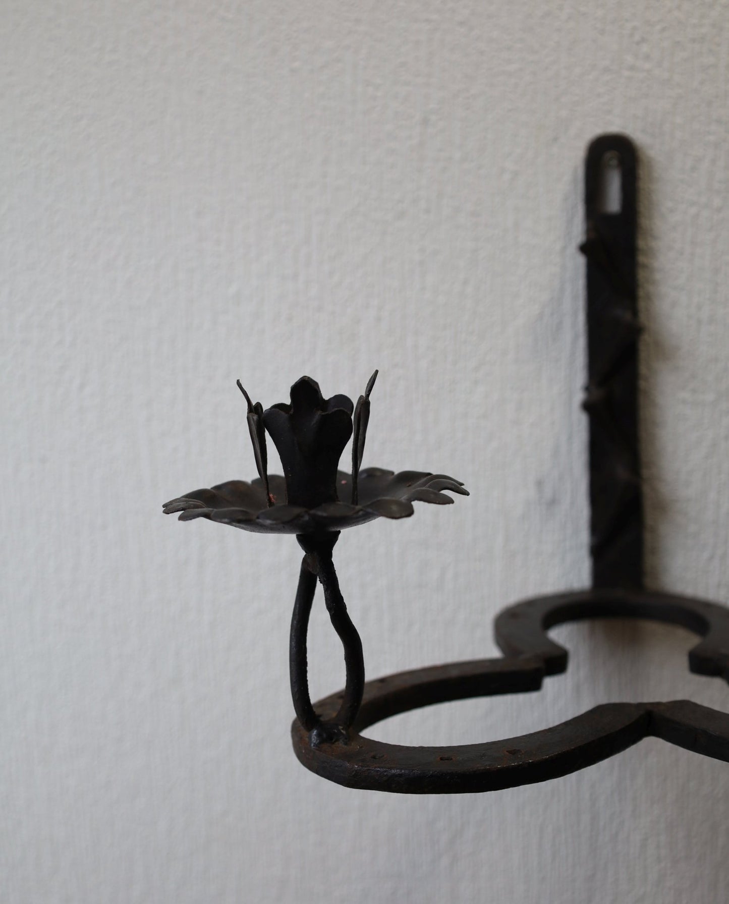 Wandkerzenhalter Hufeisen Gusseisen Schwarz - Kleeblatt-Design für 2 Kerzen Landhaus {{ Shabby Chic und Landhaus Deko }} {{ www.Stein-Alt.de }}