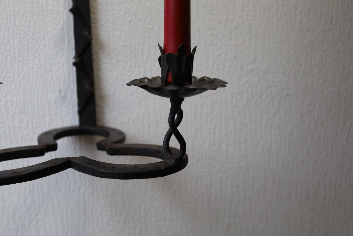Wandkerzenhalter Hufeisen Gusseisen Schwarz - Kleeblatt-Design für 2 Kerzen Landhaus {{ Shabby Chic und Landhaus Deko }} {{ www.Stein-Alt.de }}