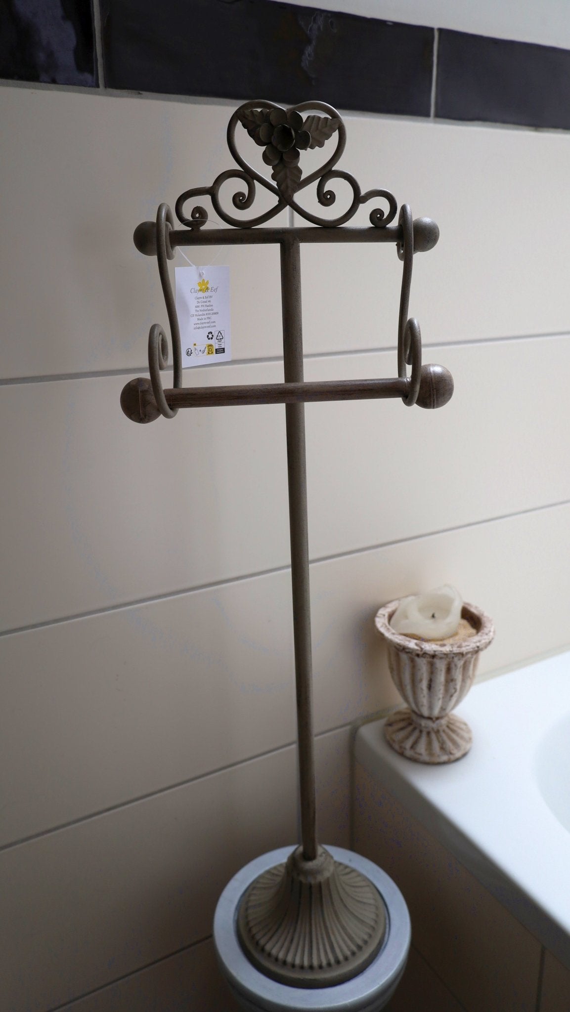 WC-Rollenhalter Shabby Chic Beige – Toilettenpapierständer im Landhausstil {{ Shabby Chic und Landhaus Deko }} {{ www.Stein-Alt.de }}