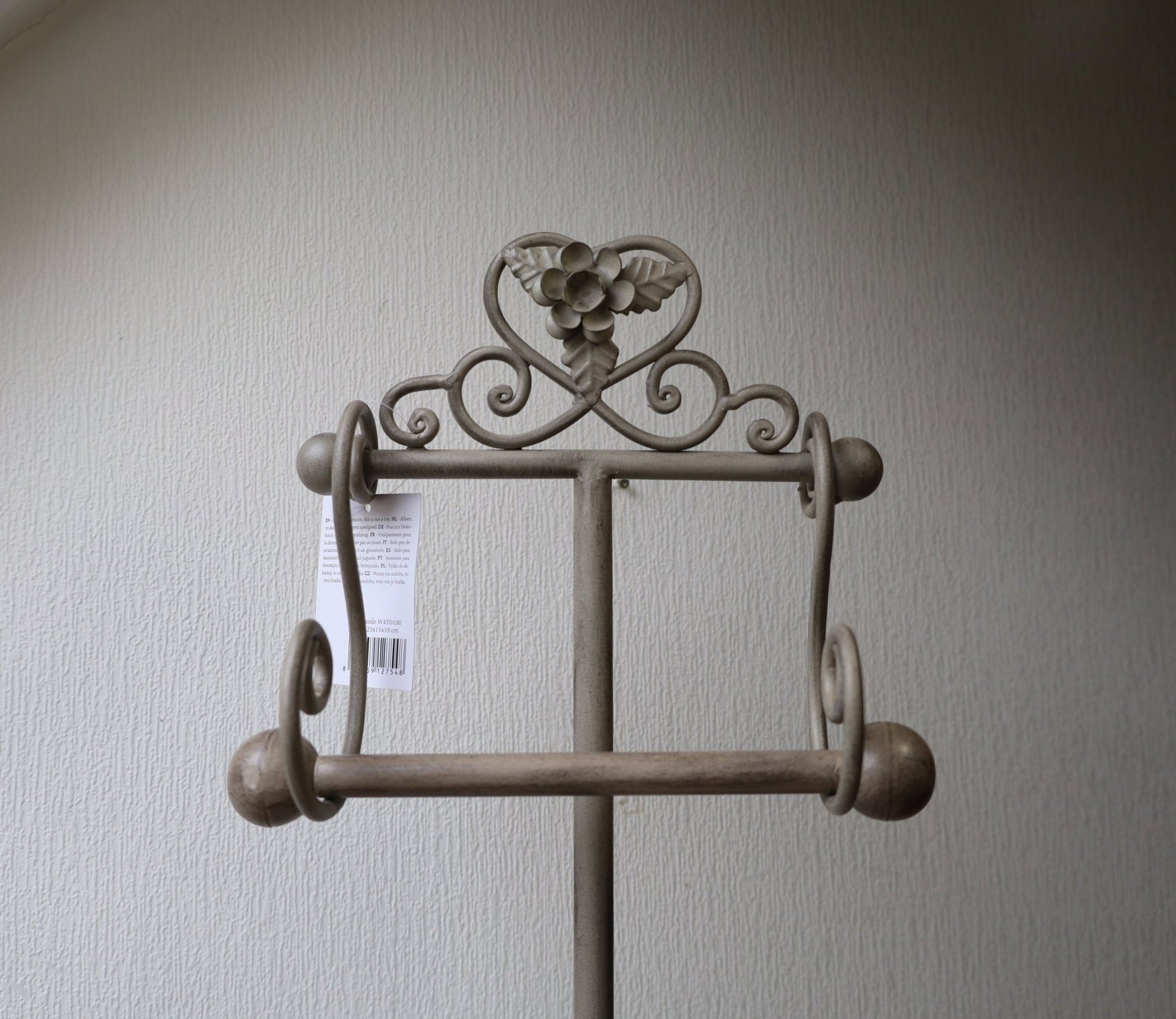 WC-Rollenhalter Shabby Chic Beige – Toilettenpapierständer im Landhausstil {{ Shabby Chic und Landhaus Deko }} {{ www.Stein-Alt.de }}