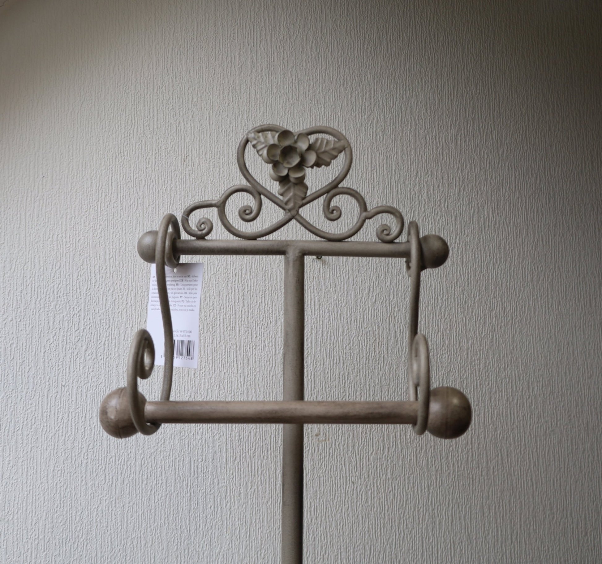 WC-Rollenhalter Shabby Chic Beige – Toilettenpapierständer im Landhausstil {{ Shabby Chic und Landhaus Deko }} {{ www.Stein-Alt.de }}