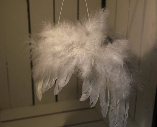 Weihnachtsanhänger Engelsflügel Weiß aus Federn 20x17 cm - Landhausstil {{ Shabby Chic und Landhaus Deko }} {{ www.Stein-Alt.de }}