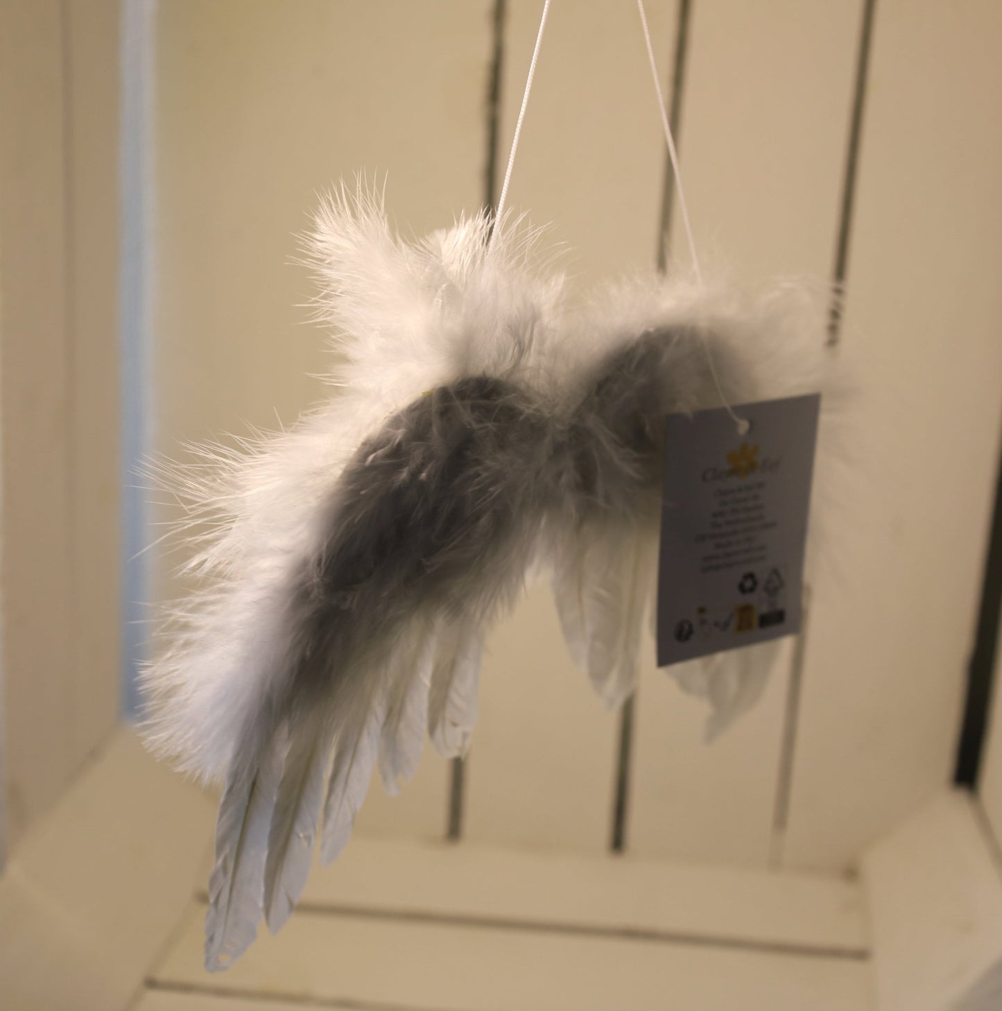 Weihnachtsanhänger Engelsflügel Weiß aus Federn 20x17 cm - Landhausstil {{ Shabby Chic und Landhaus Deko }} {{ www.Stein-Alt.de }}