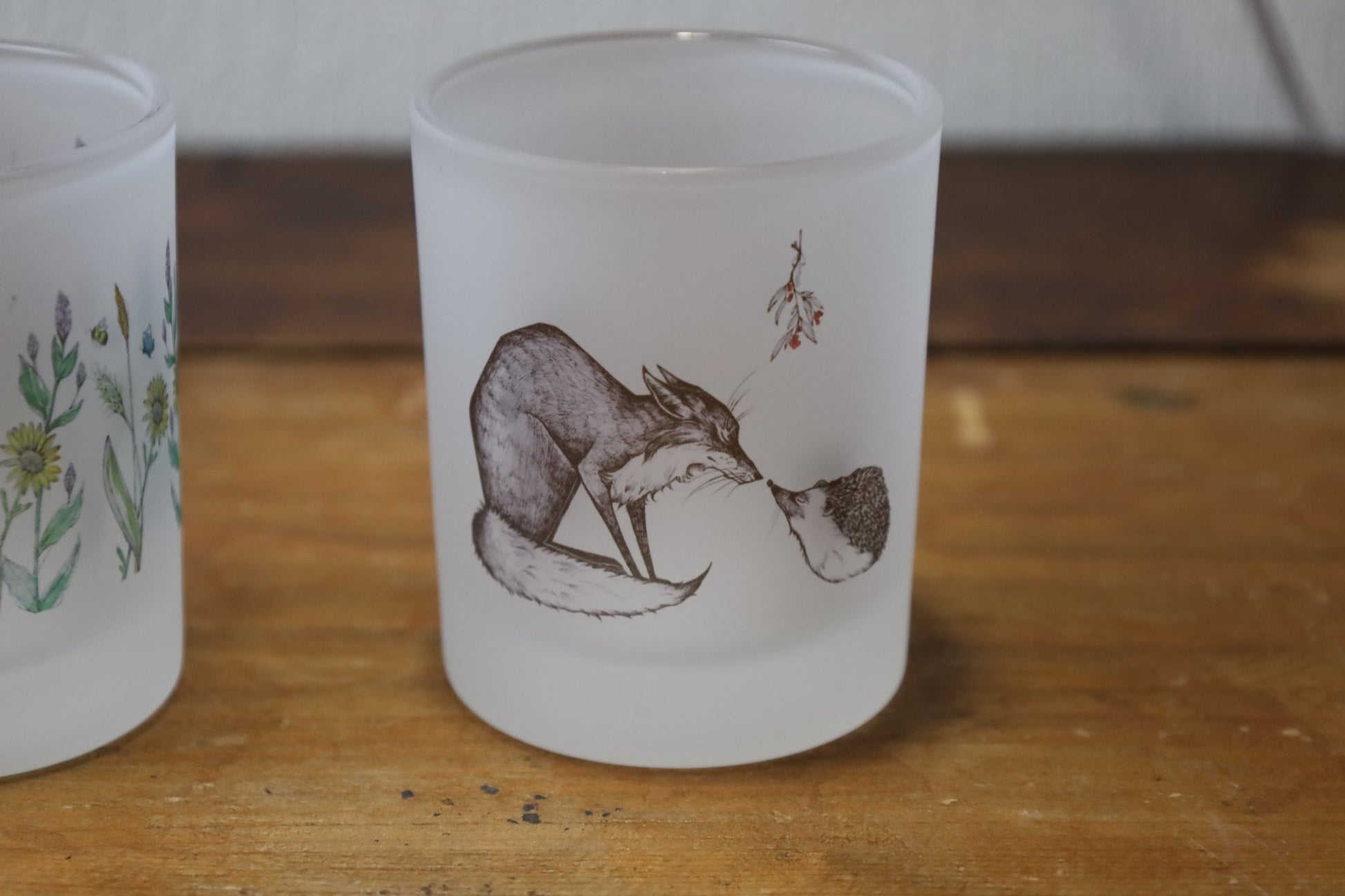 Windlicht aus satiniertem Glas mit tierischen und floralen Motiven {{ Shabby Chic und Landhaus Deko }} {{ www.Stein-Alt.de }}