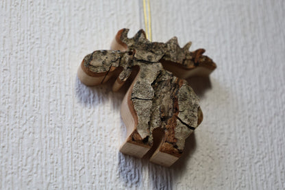 Dekoanhänger Winterliche Holzanhänger – Rentier, Schneeflocke, Stern | Rindenholz Weihnachtsdeko Shabby Chic und Landhaus Deko bei www.Stein-Alt.de