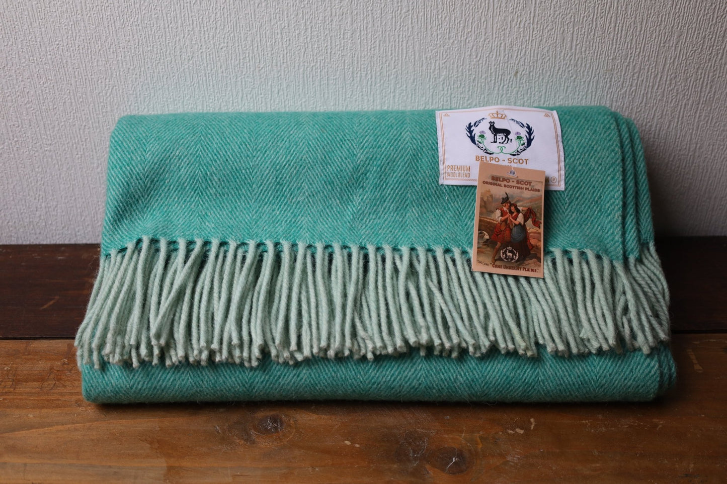 Wolldecke Grünblau Herringbone – 100% Recycelte Wolle Kuscheldecke {{ Shabby Chic und Landhaus Deko }} {{ www.Stein-Alt.de }}
