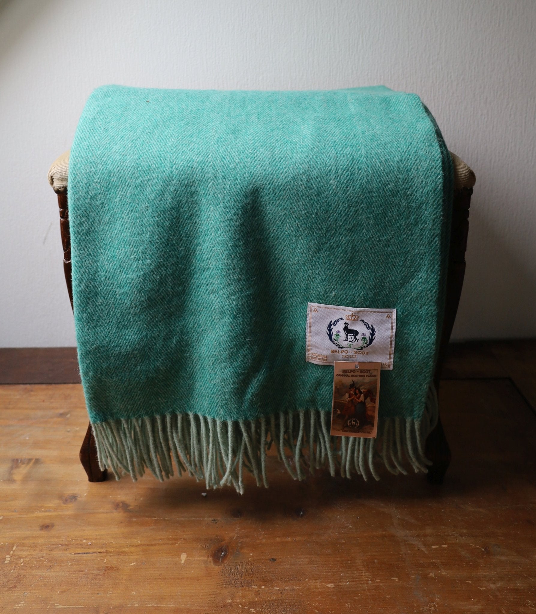 Wolldecke Grünblau Herringbone – 100% Recycelte Wolle Kuscheldecke {{ Shabby Chic und Landhaus Deko }} {{ www.Stein-Alt.de }}